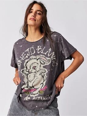Magnolia Pearl Dark Gray Graphic Bunny Skate Tee with Pink Accent